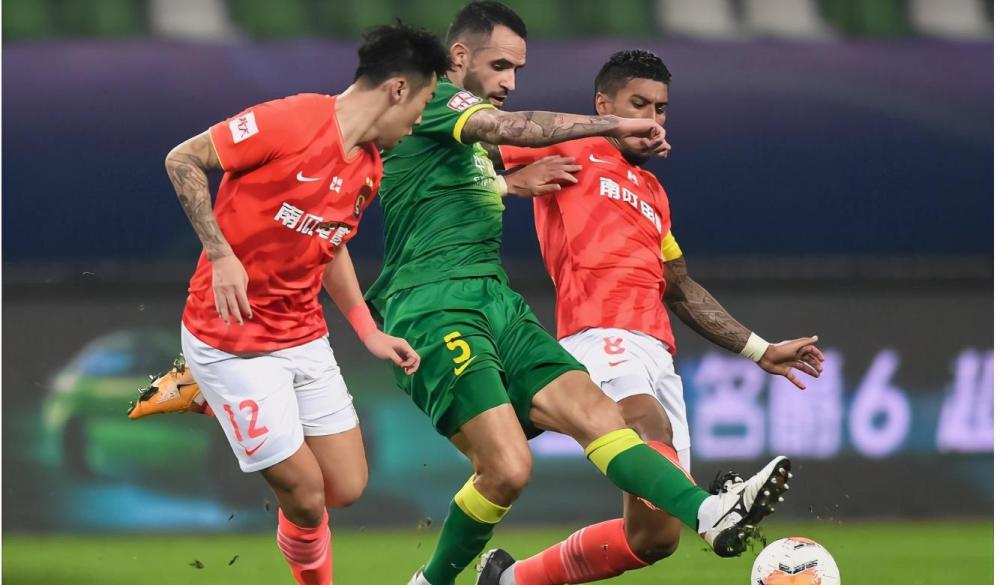 爱游戏官网-葡超赛前再迎强敌，纽卡斯尔更衣室发声，主帅态度：质疑声仍在，阵容厚度经受考验的简单介绍